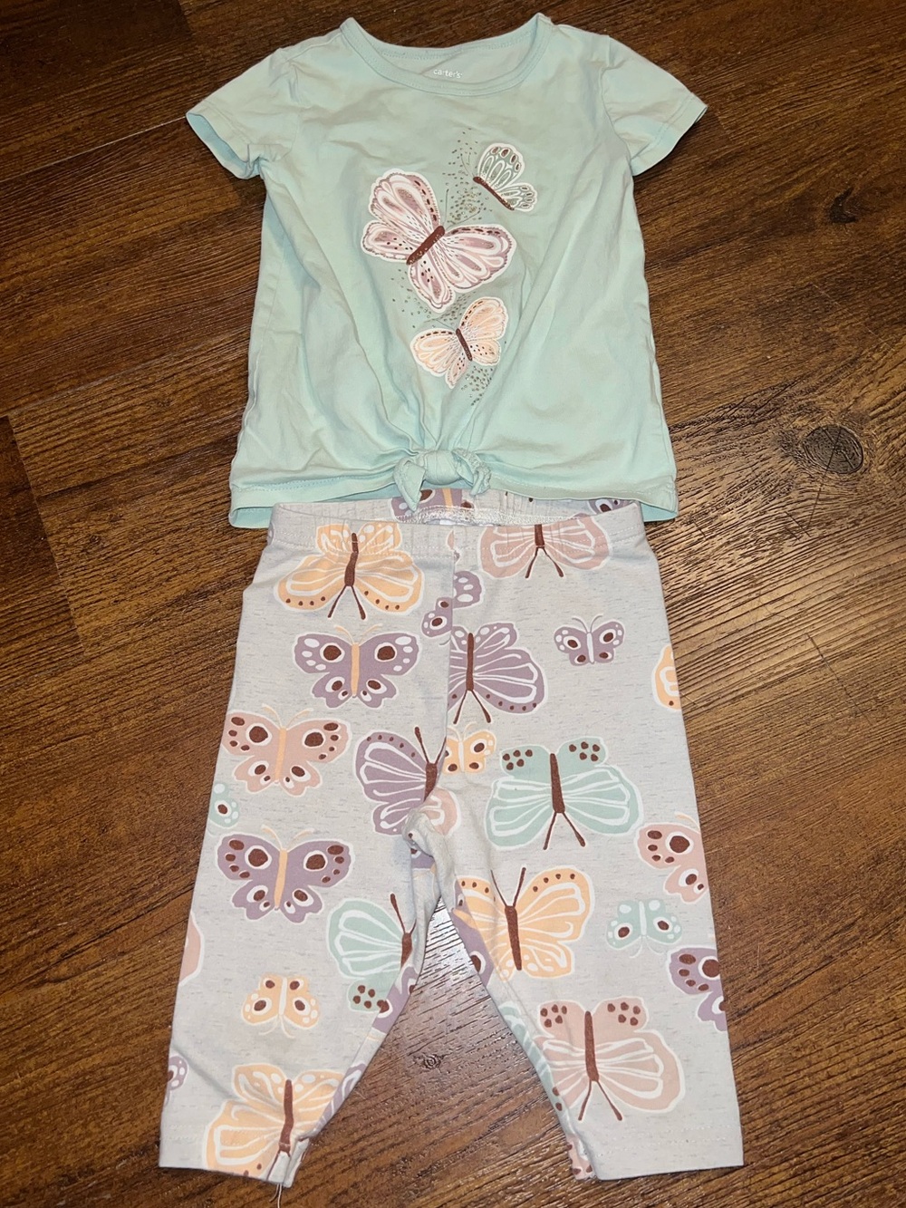 Carter's Two Piece Baby Girl Set Green Butterfly Design Shirt 2T and Pants 24m